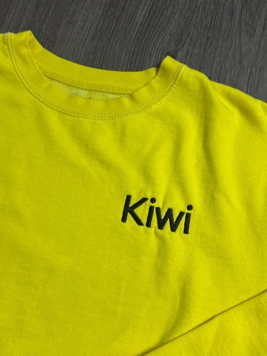 Harry Styles Kiwi I’m Having Your Baby Sweatshirt - Picture 2 of 5